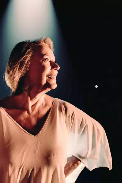 Arja Saijonmaa i Infruset – Själens skrubbsår på Malmö Live konserthus