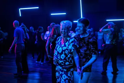 Part som dansar under eventet på Dansbandsnatten