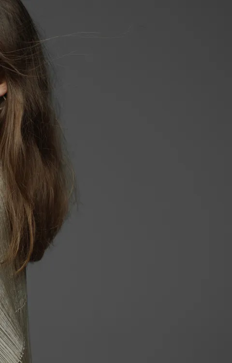 Alexandra Conunova, solist i Sjostakovitj och Brabbins, spelar fiol.