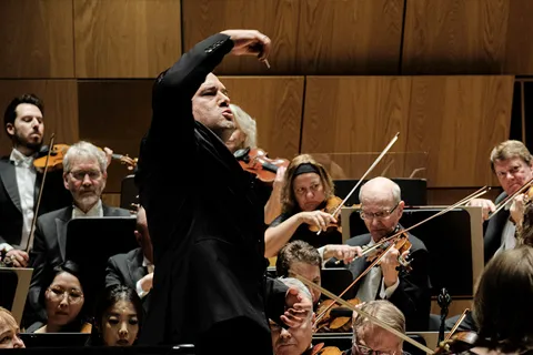 Robert Trevino conducting