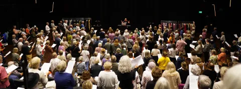 Lunchkör i kuben på Malmö Live