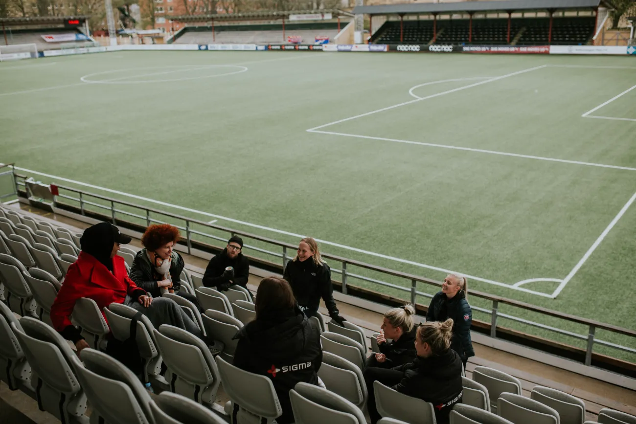 Träff med fotbollsspelarna i FC Rosengård